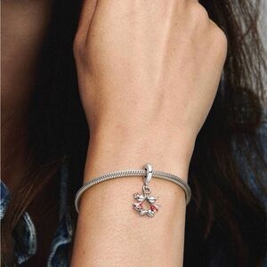 Disney Mickey Mouse & Minnie Mouse Kissing Dangle Charm